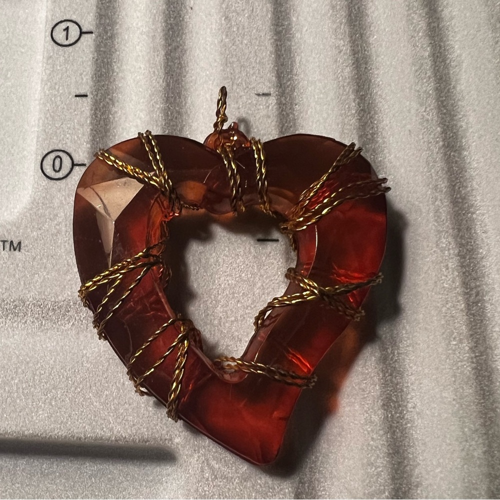 Heart wire wrapped pendant (brown & gold)